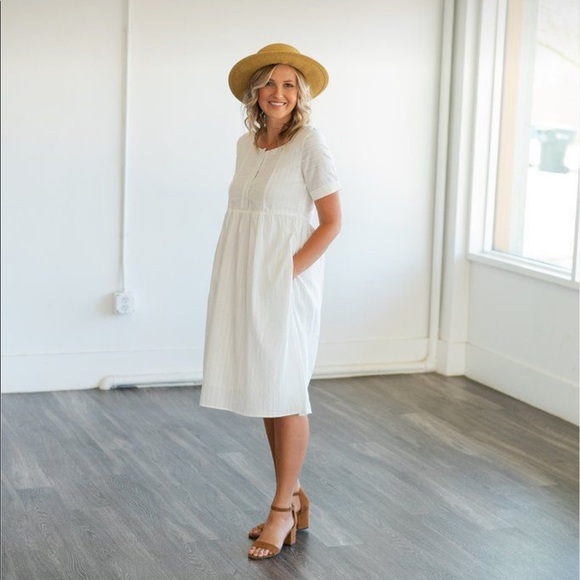 Wren and Ivory Tatum button midi dress - Picture 2 of 2